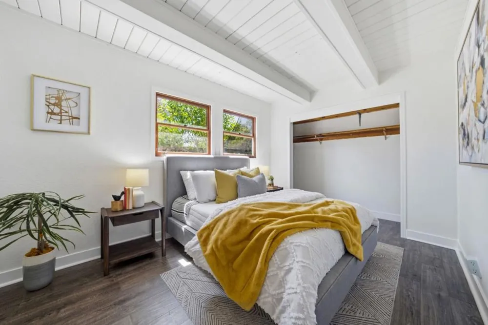 22389 Moyers Street Castro Valley, CA 94546