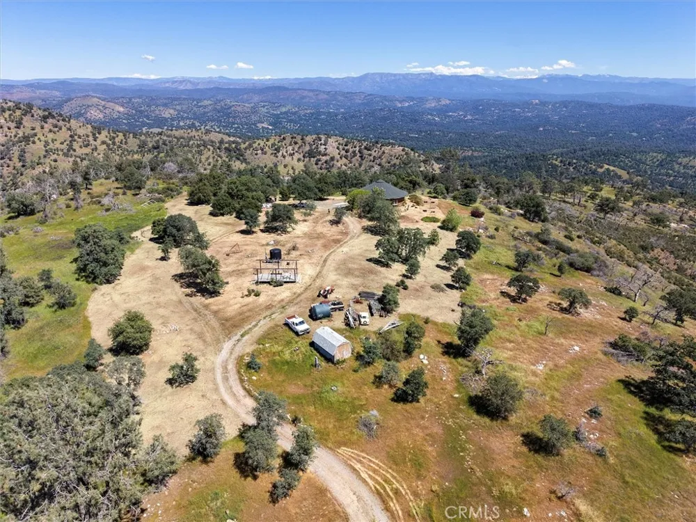 3754 Guadalupe Fire Catheys Valley, CA 95306