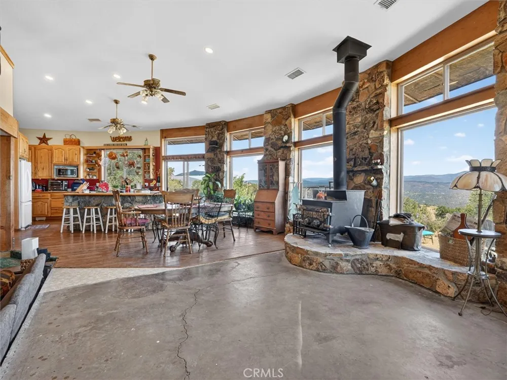 3754 Guadalupe Fire Catheys Valley, CA 95306