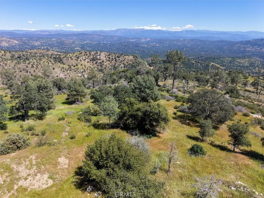 3754 Guadalupe Fire Catheys Valley, CA 95306