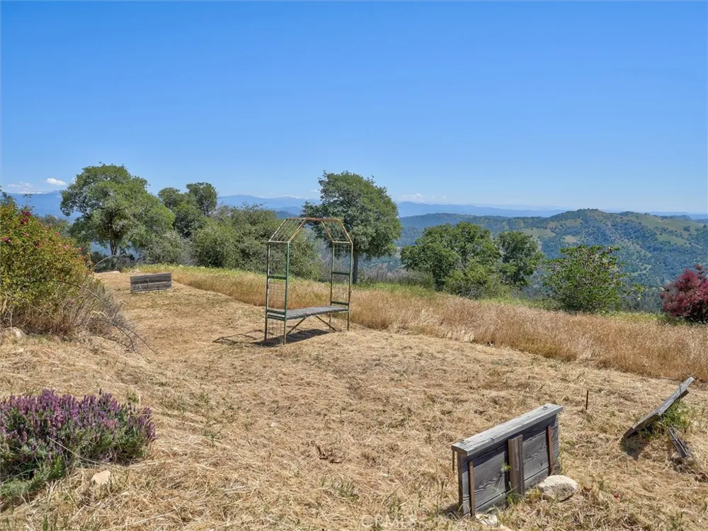 3754 Guadalupe Fire Catheys Valley, CA 95306