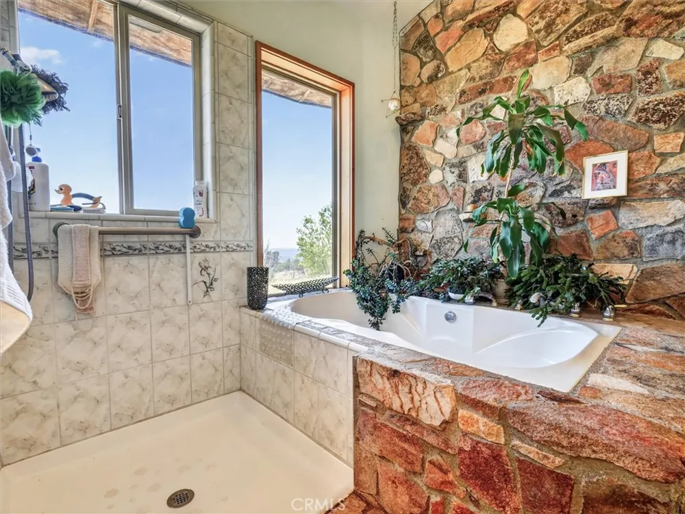 3754 Guadalupe Fire Catheys Valley, CA 95306