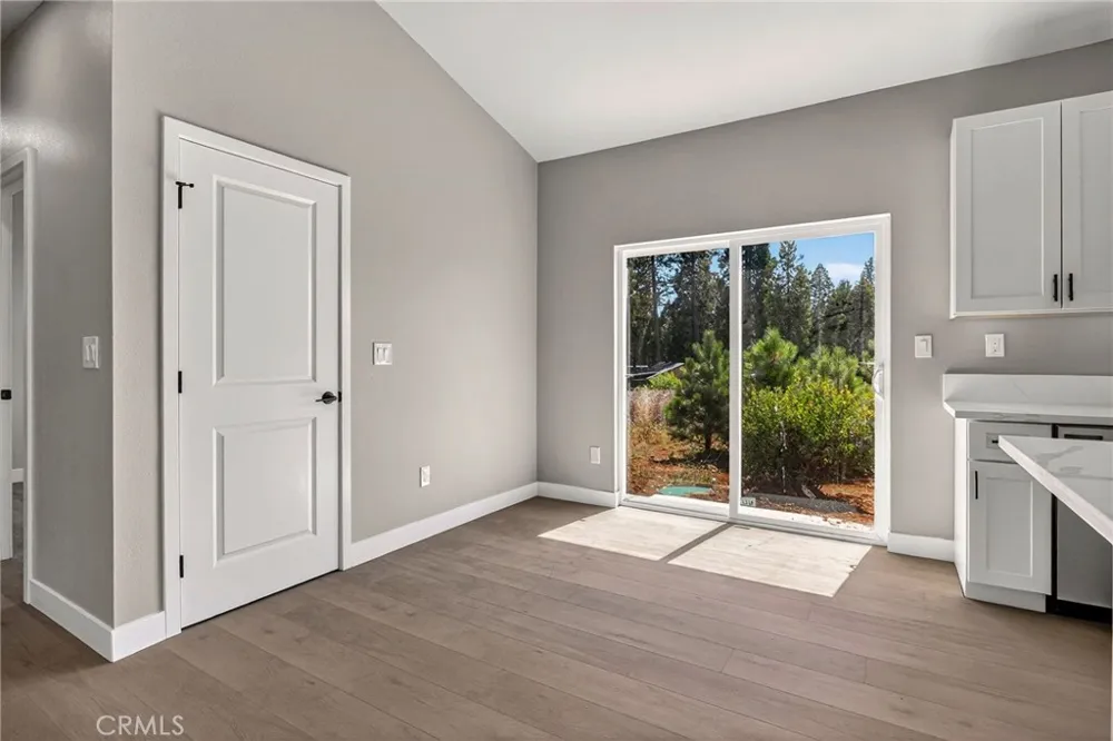 14205 Norwich Magalia, CA 95954