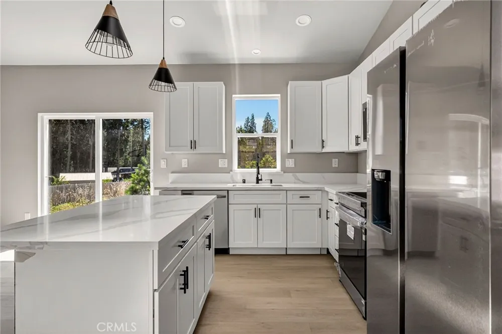14205 Norwich Magalia, CA 95954