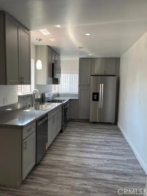 9025 Gullo Arleta, CA 91331