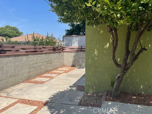9025 Gullo Arleta, CA 91331