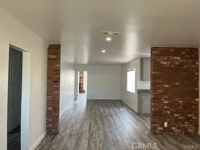 9025 Gullo Arleta, CA 91331