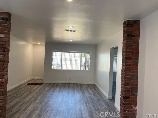 9025 Gullo Arleta, CA 91331