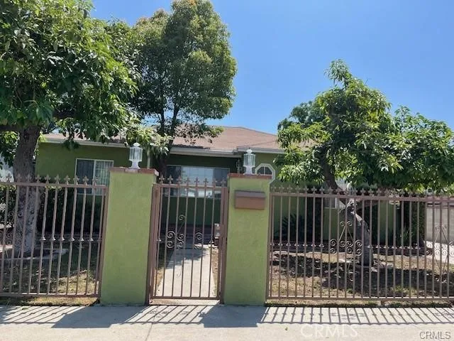 9025 Gullo Arleta, CA 91331