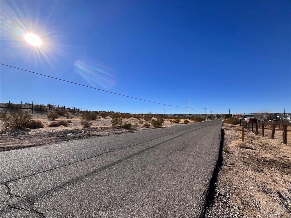 42424137 Armory Road Barstow, CA 92311