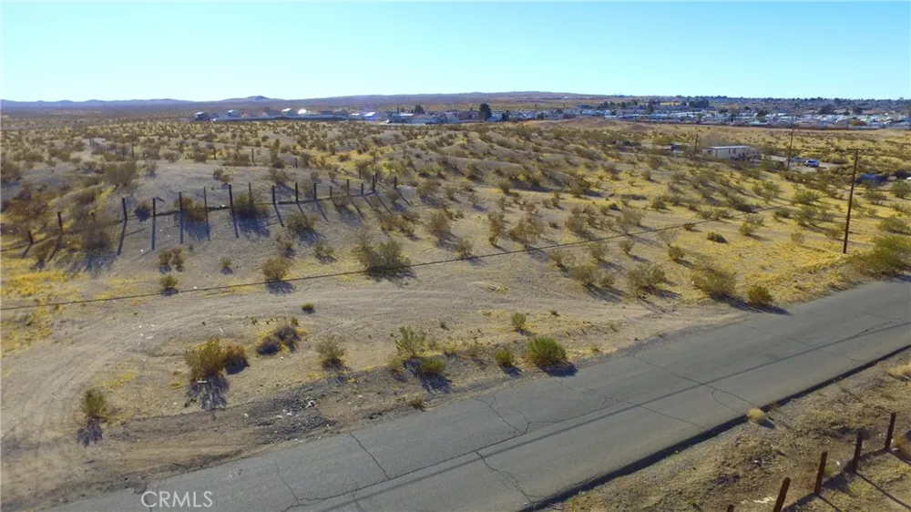 42424137 Armory Road Barstow, CA 92311
