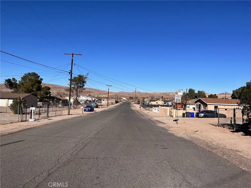 42424137 Armory Road Barstow, CA 92311