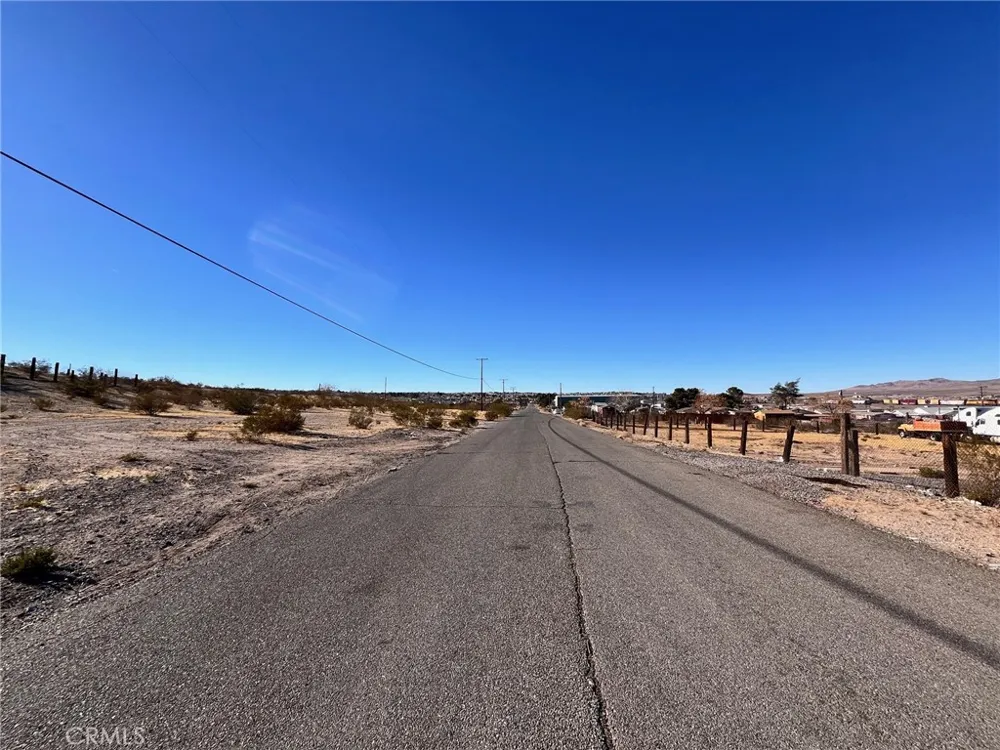 42424137 Armory Road Barstow, CA 92311