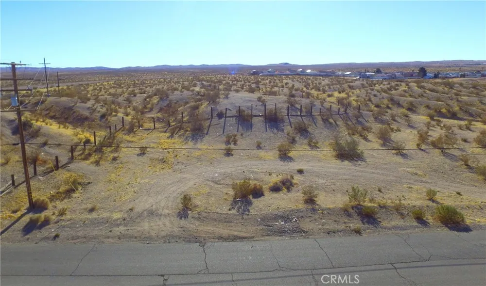 42424137 Armory Road Barstow, CA 92311