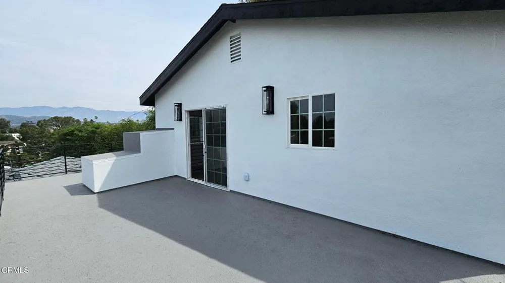 1114 Oban Drive Los Angeles, CA 90065