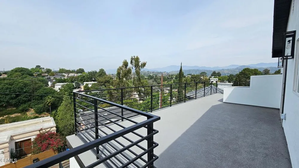 1114 Oban Drive Los Angeles, CA 90065