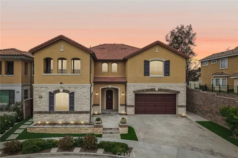 2552 Highland Oak Court