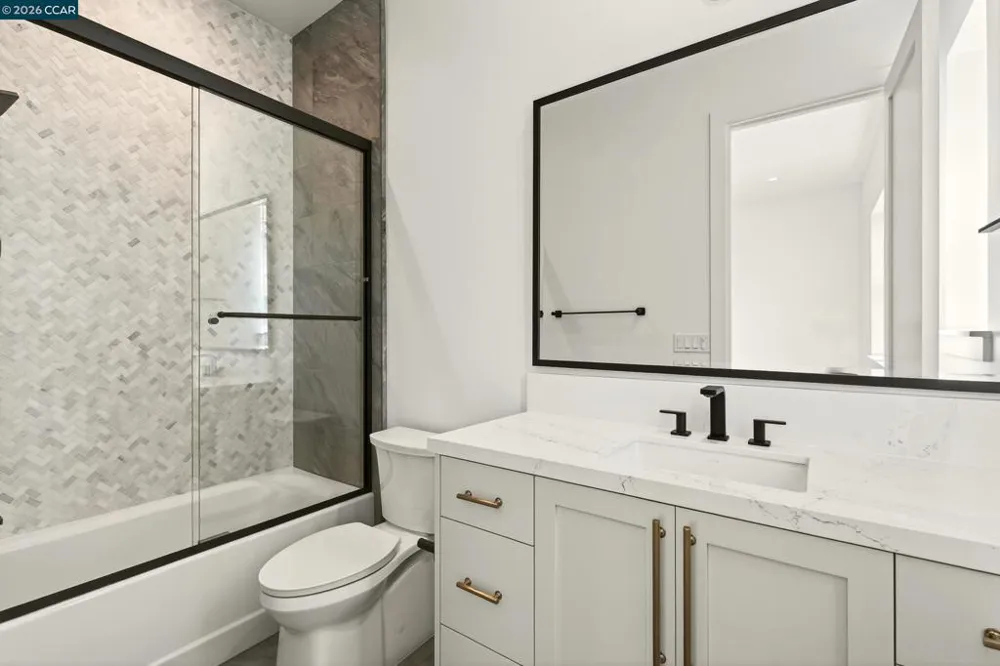1080 Borrette Ct Napa, CA 94558
