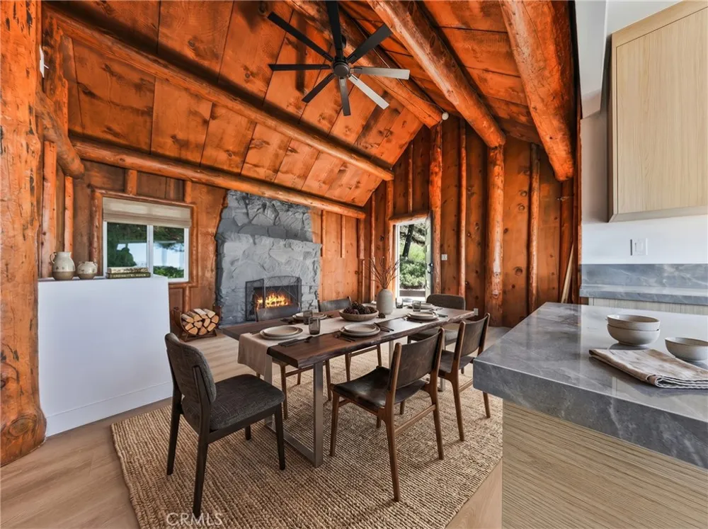 28503 Rim Of The World Lake Arrowhead, CA 92385