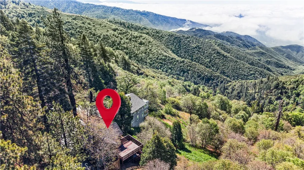 28503 Rim Of The World Lake Arrowhead, CA 92385