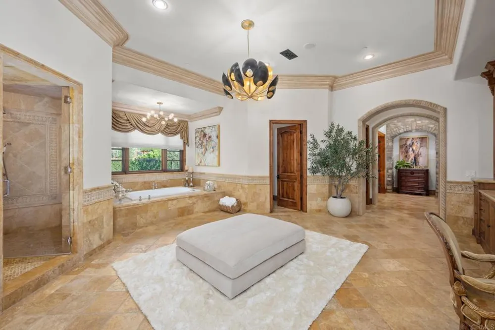 15878 Bella Siena Rancho Santa Fe, CA 92067