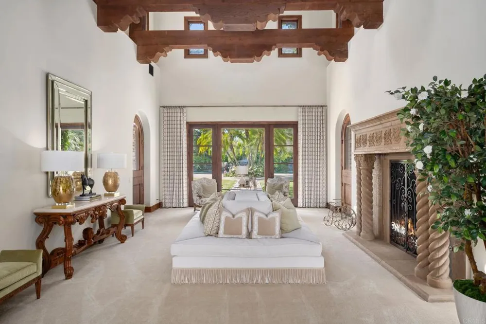 15878 Bella Siena Rancho Santa Fe, CA 92067