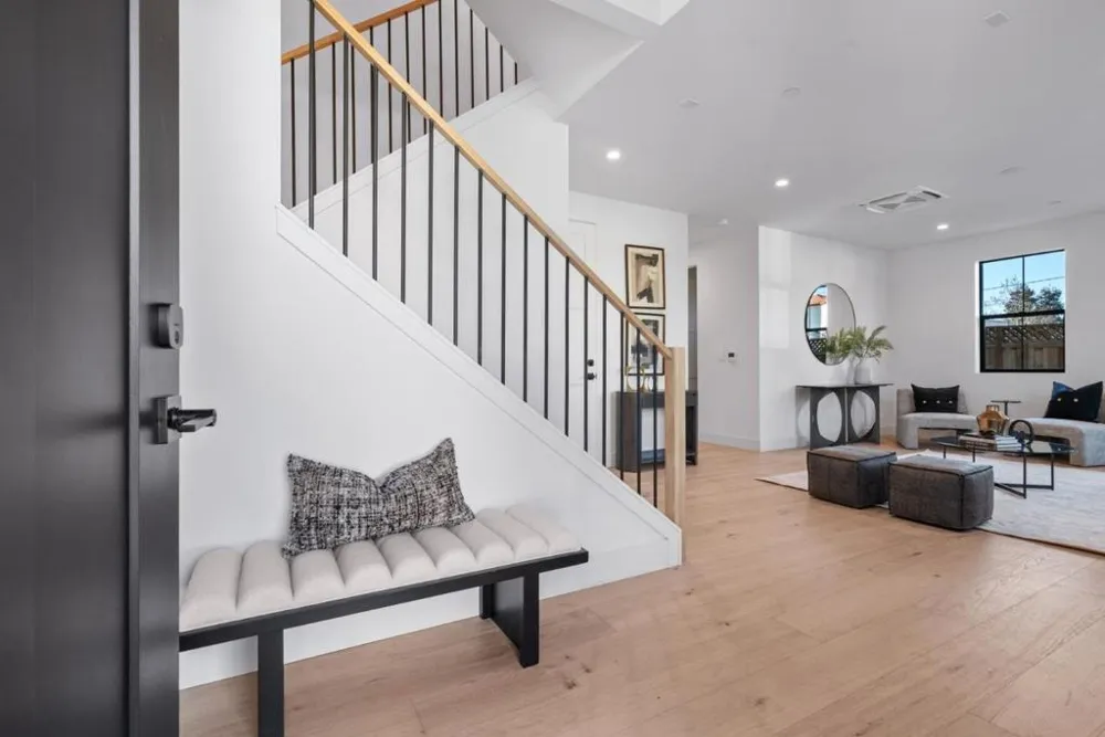 44 Sunnyside Avenue Campbell, CA 95008