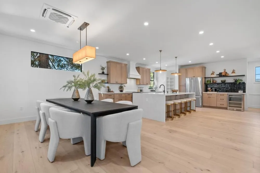 44 Sunnyside Avenue Campbell, CA 95008