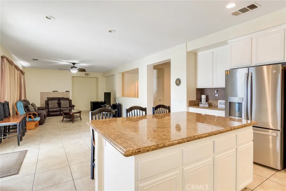 31271 Moss Mentone, CA 92359