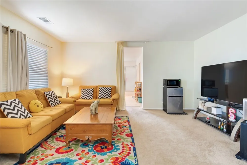 31271 Moss Mentone, CA 92359
