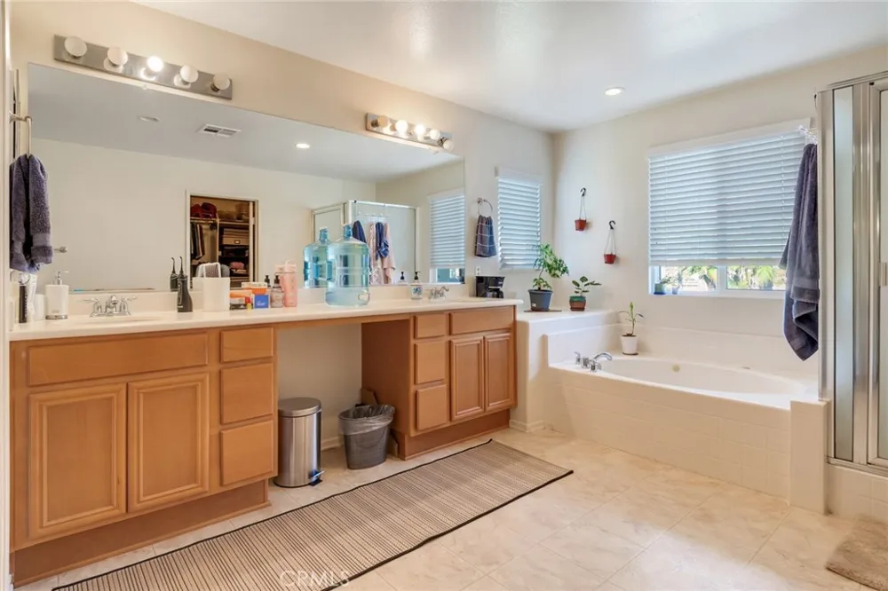 31271 Moss Mentone, CA 92359