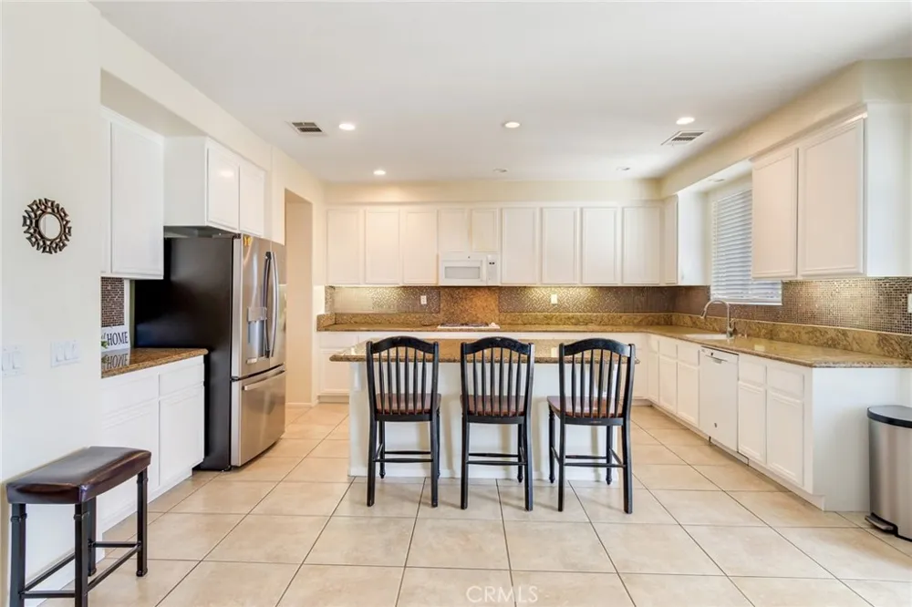 31271 Moss Mentone, CA 92359