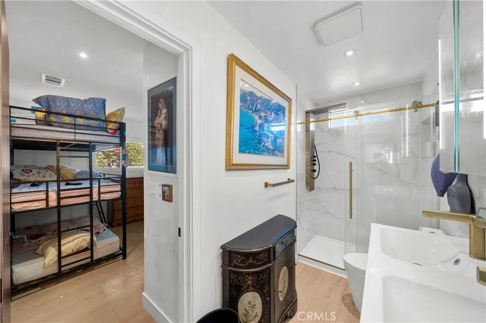 318 Sycamore Street Santa Paula, CA 93060