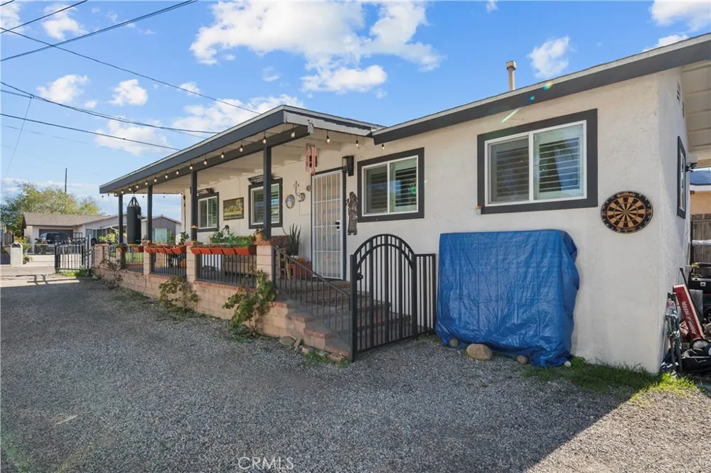 318 Sycamore Street Santa Paula, CA 93060