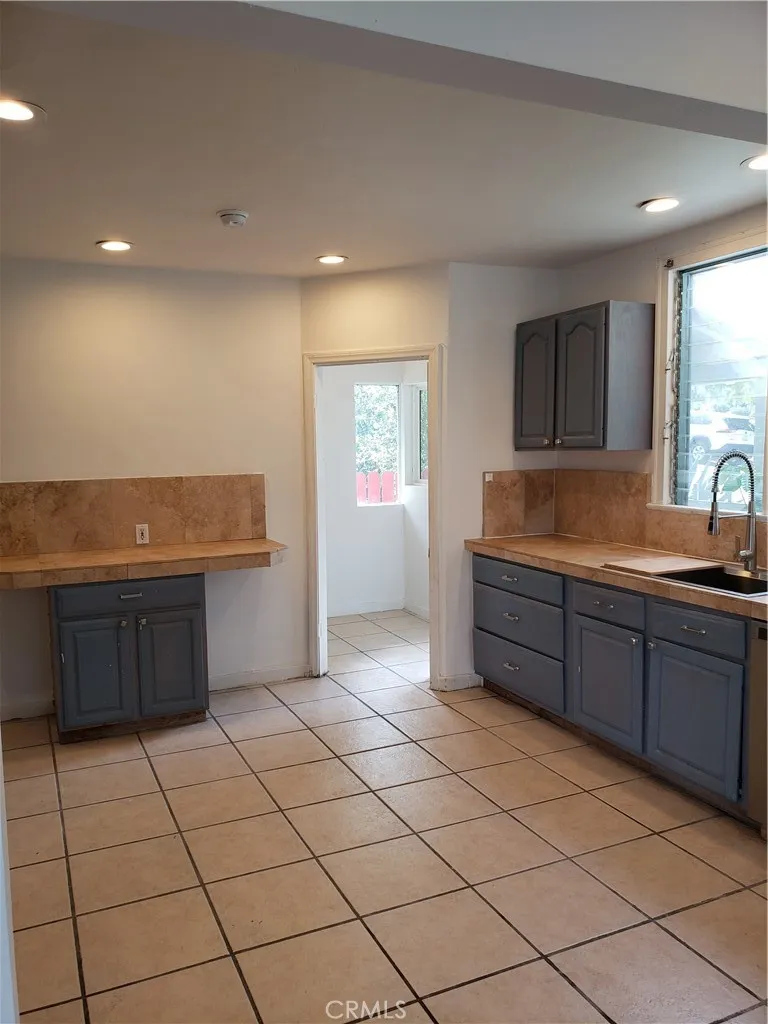 1810 S Leland San Pedro, CA 90731