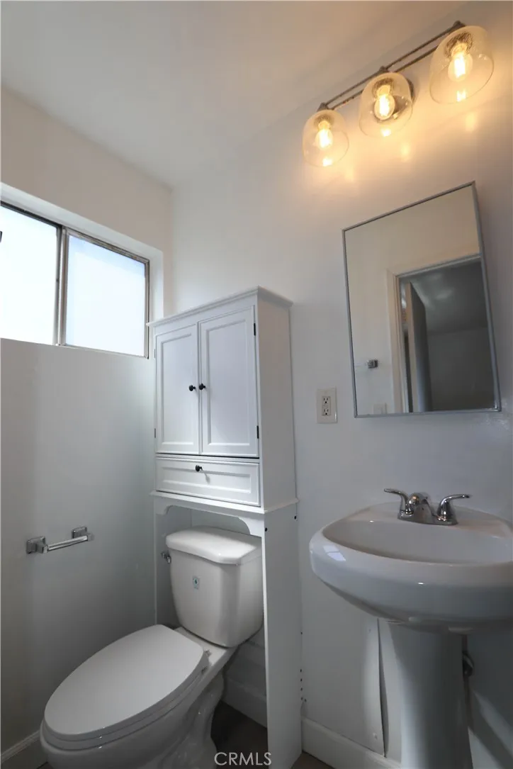 460 Vista Avenue #B Pasadena, CA 91107