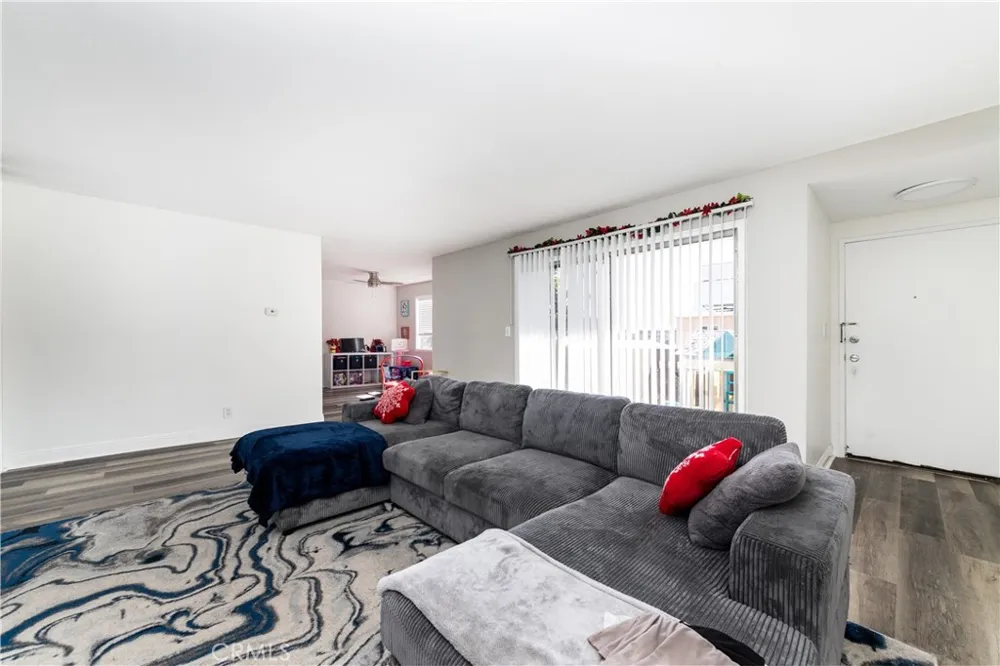 15214 S Raymond Avenue #111 Gardena, CA 90247
