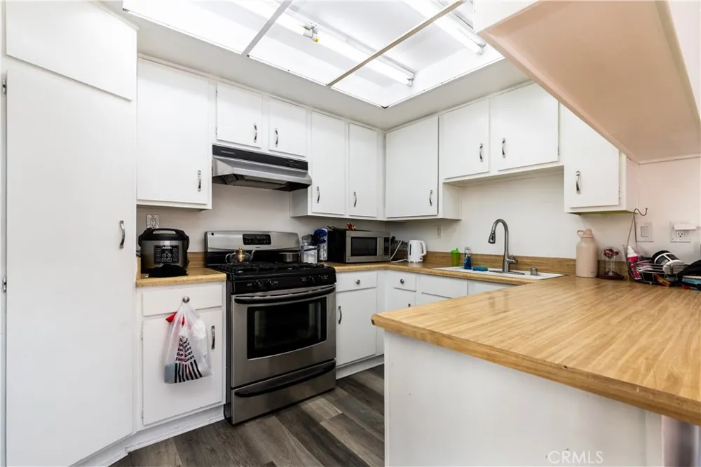 15214 S Raymond Avenue #111 Gardena, CA 90247
