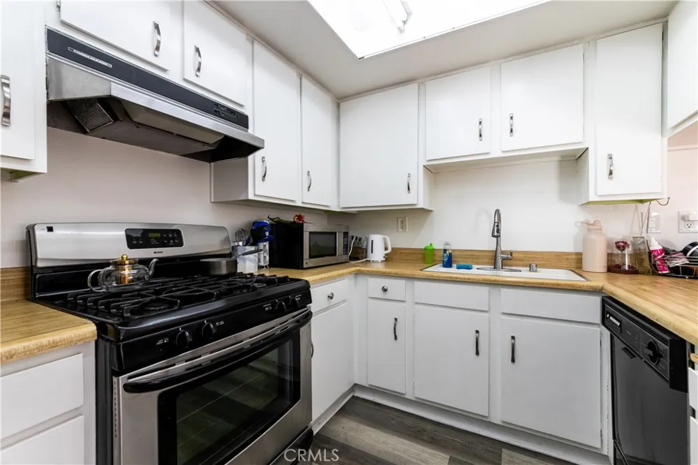 15214 S Raymond Avenue #111 Gardena, CA 90247
