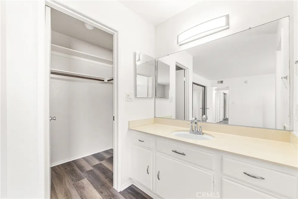 15214 S Raymond Avenue #111 Gardena, CA 90247