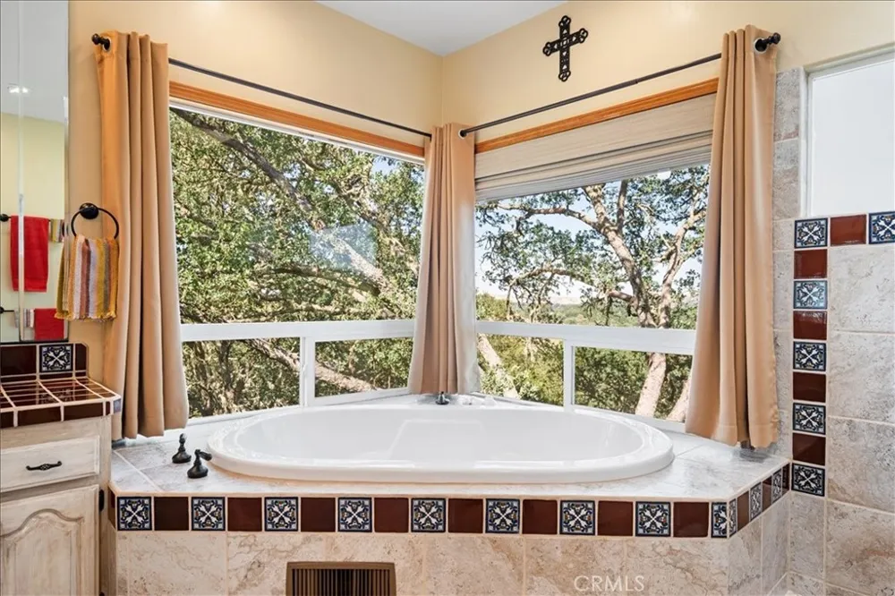 10662 Santa Ana Road Atascadero, CA 93422