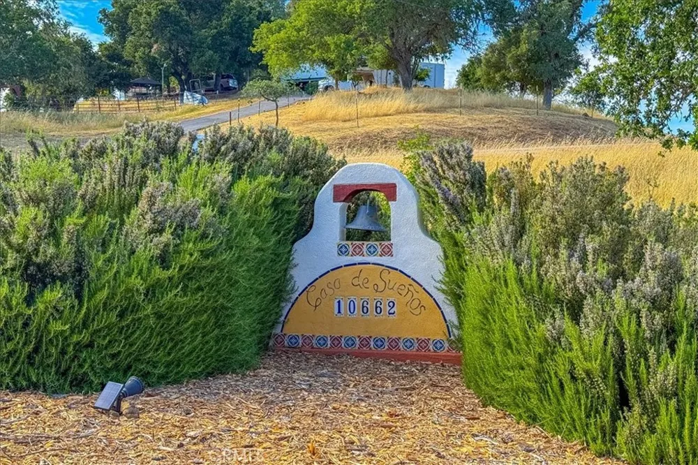 10662 Santa Ana Road Atascadero, CA 93422