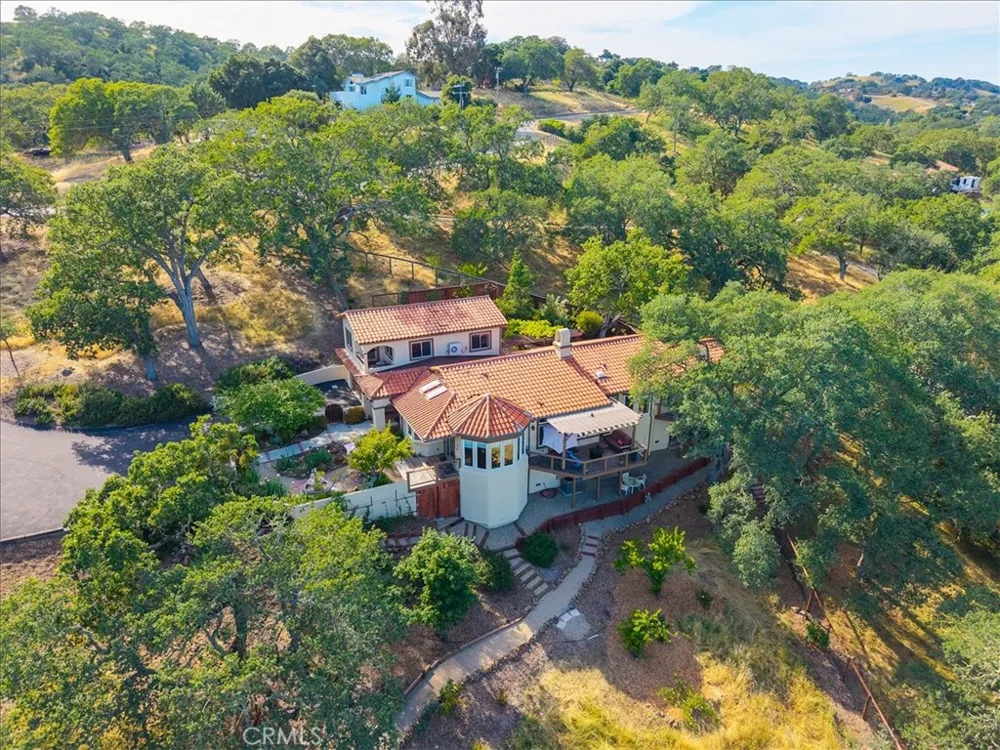 10662 Santa Ana Road Atascadero, CA 93422