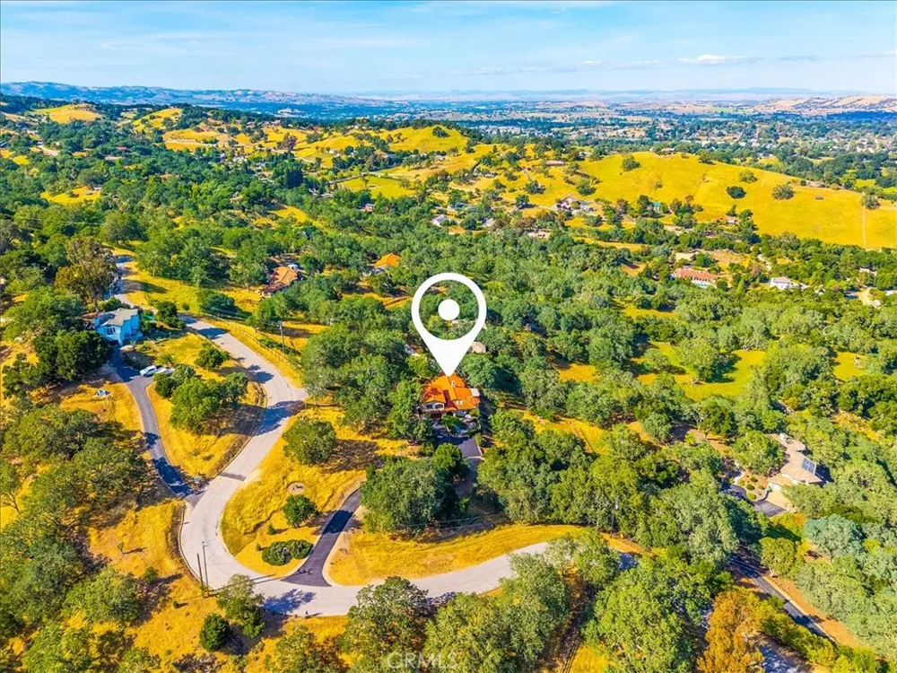 10662 Santa Ana Road Atascadero, CA 93422