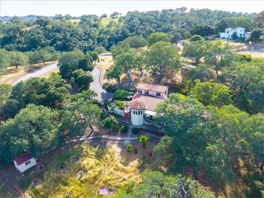 10662 Santa Ana Road Atascadero, CA 93422