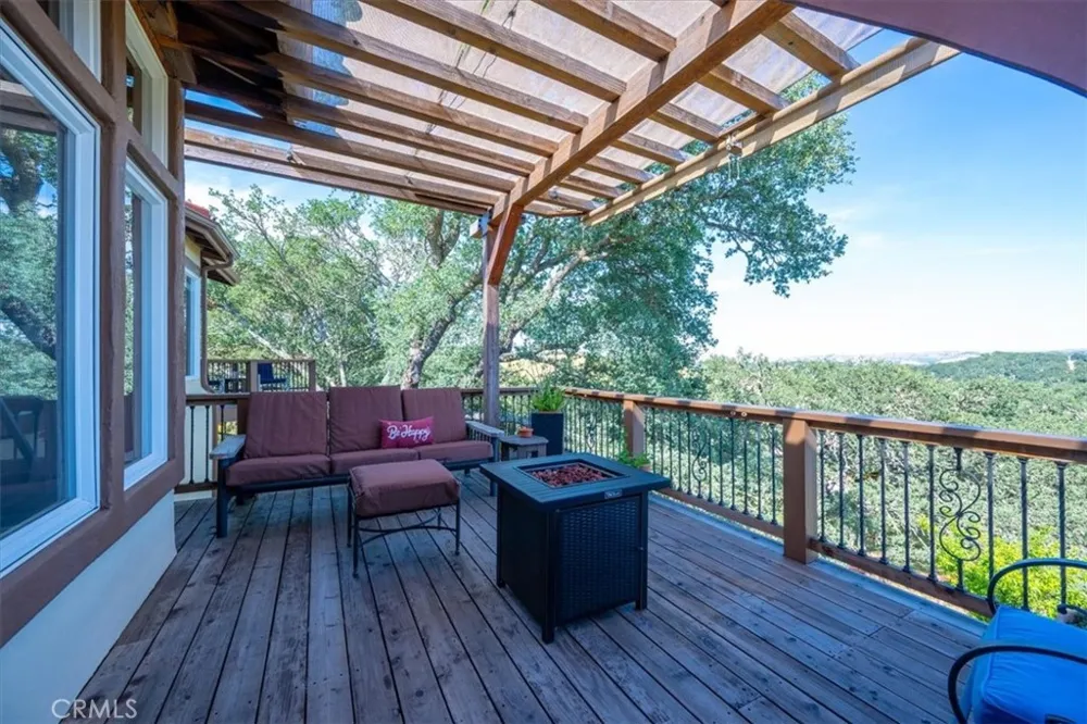 10662 Santa Ana Road Atascadero, CA 93422