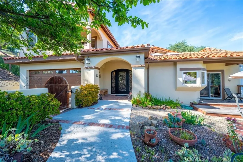 10662 Santa Ana Road Atascadero, CA 93422