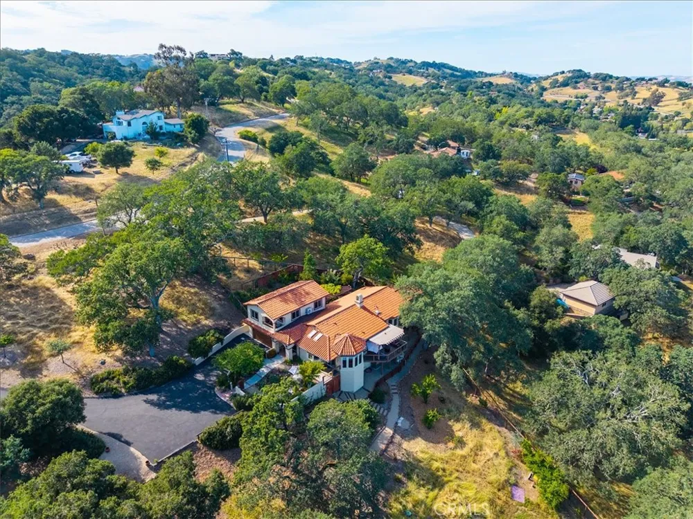10662 Santa Ana Road Atascadero, CA 93422