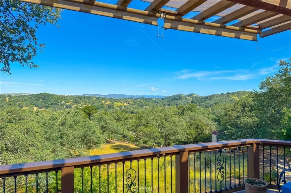 10662 Santa Ana Road Atascadero, CA 93422