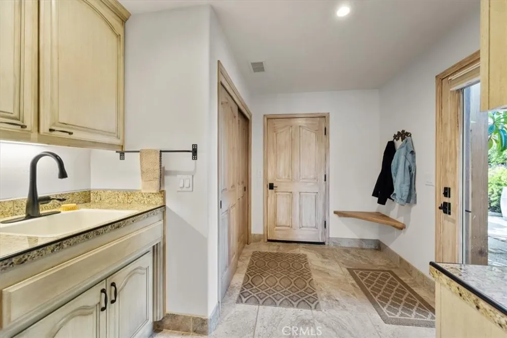 10662 Santa Ana Road Atascadero, CA 93422